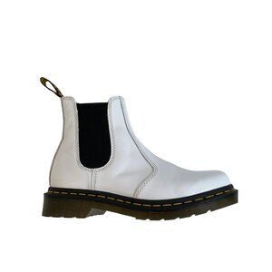 Dr. Martens Womens White Chelsea Boots Size 6 Leather Slip-On 2976 EUC